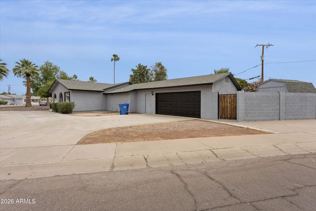 7201 N 16TH Drive, Phoenix, AZ 85021