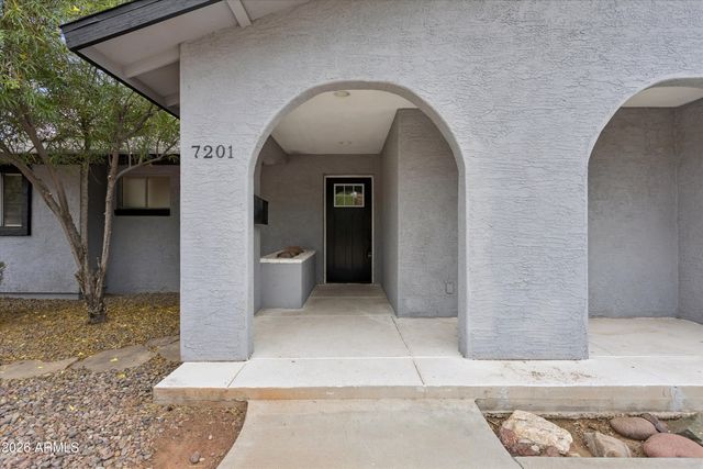 7201 N 16TH Drive, Phoenix, AZ 85021