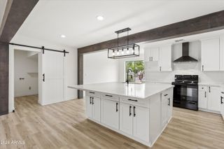 7201 N 16TH Drive, Phoenix, AZ 85021
