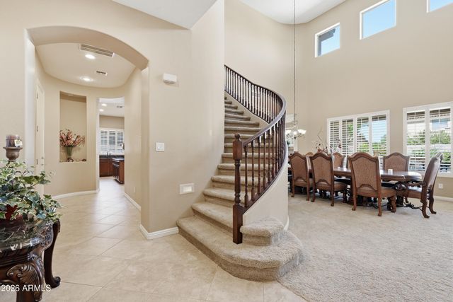 900 W MACAW Drive, Chandler, AZ 85286