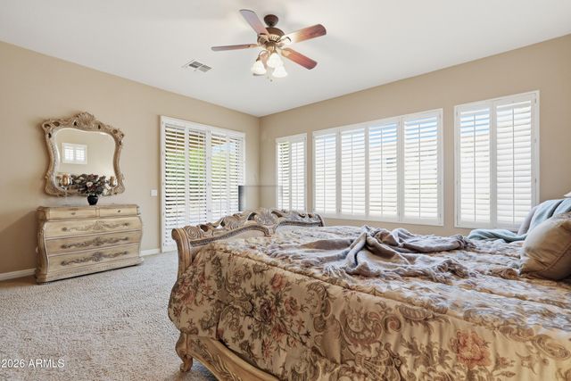 900 W MACAW Drive, Chandler, AZ 85286