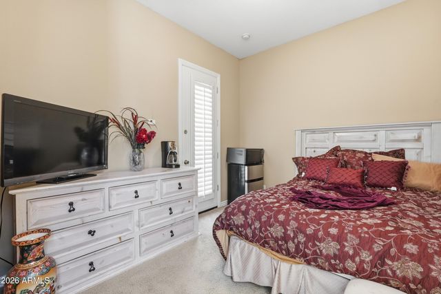 900 W MACAW Drive, Chandler, AZ 85286