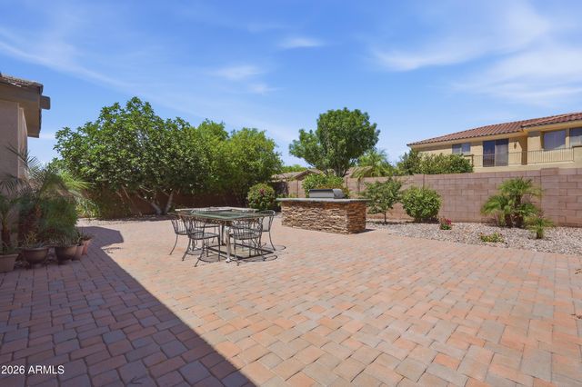 900 W MACAW Drive, Chandler, AZ 85286