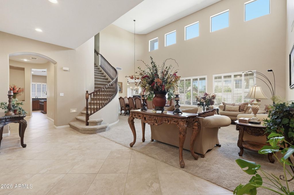 Image 16 of property listing at 900 W MACAW Drive, Chandler, AZ 85286