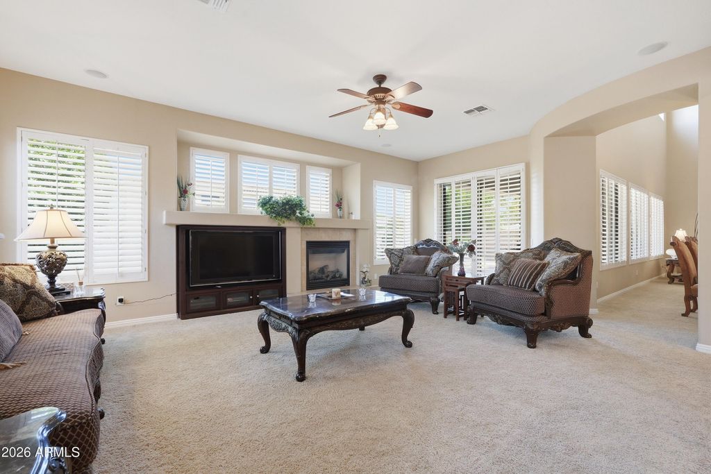 Image 20 of property listing at 900 W MACAW Drive, Chandler, AZ 85286