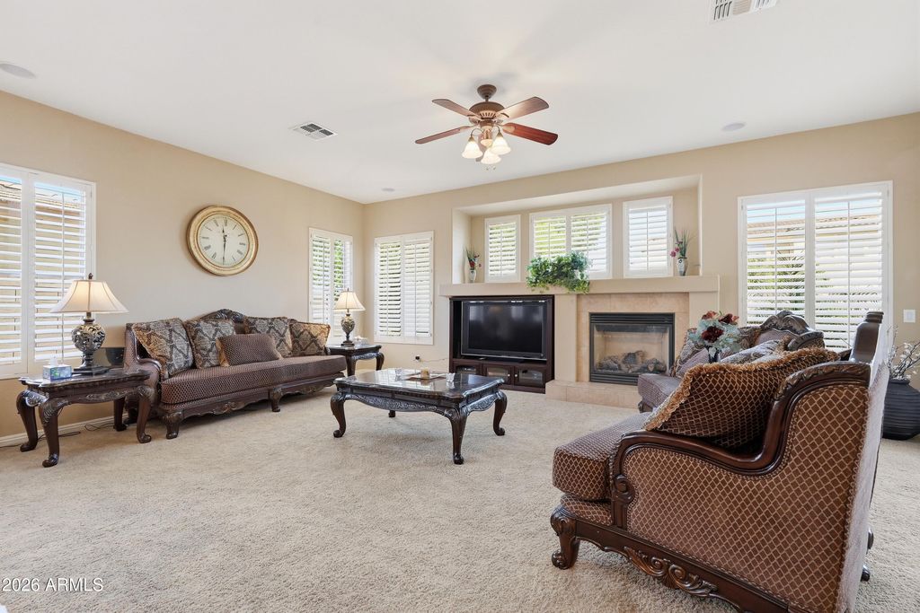 Image 21 of property listing at 900 W MACAW Drive, Chandler, AZ 85286