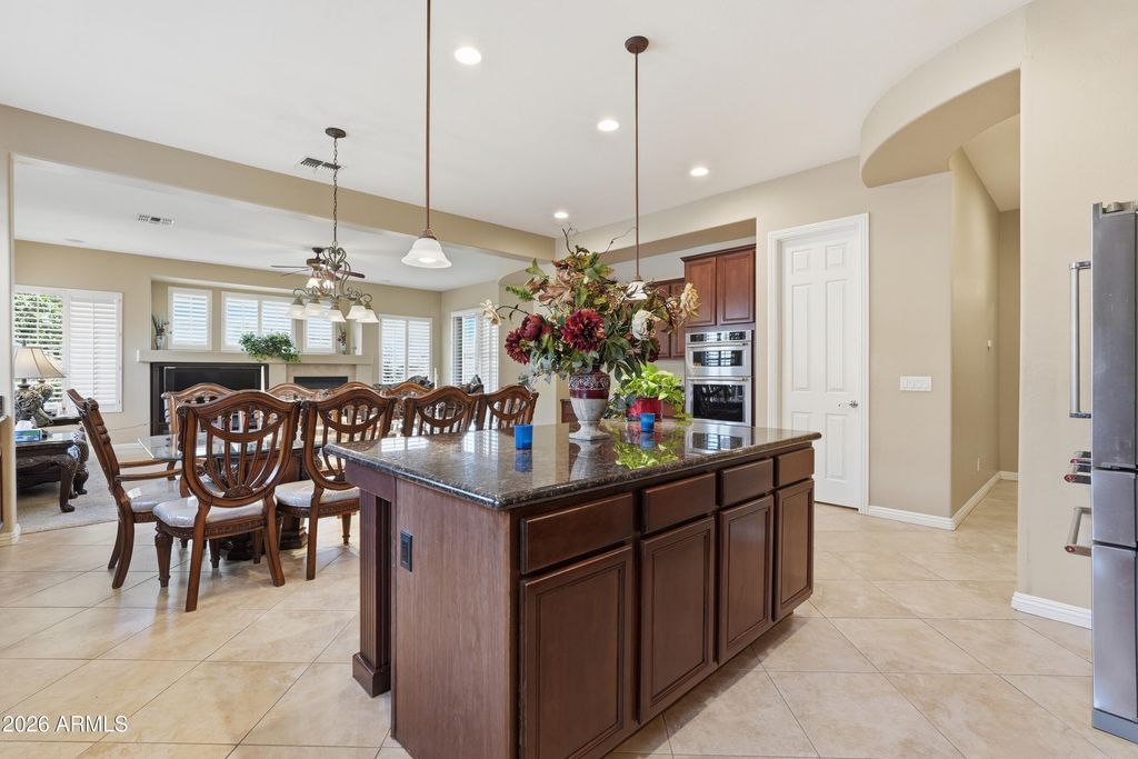 Image 26 of property listing at 900 W MACAW Drive, Chandler, AZ 85286