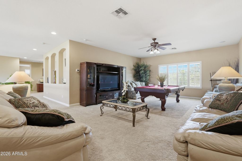 Image 37 of property listing at 900 W MACAW Drive, Chandler, AZ 85286