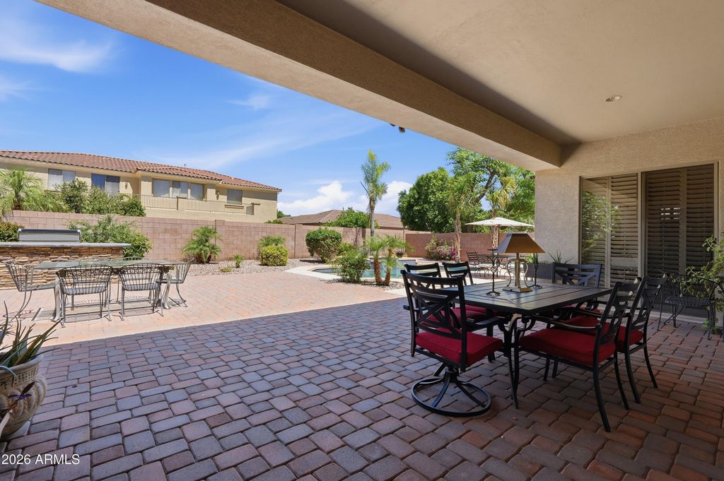 Image 75 of property listing at 900 W MACAW Drive, Chandler, AZ 85286