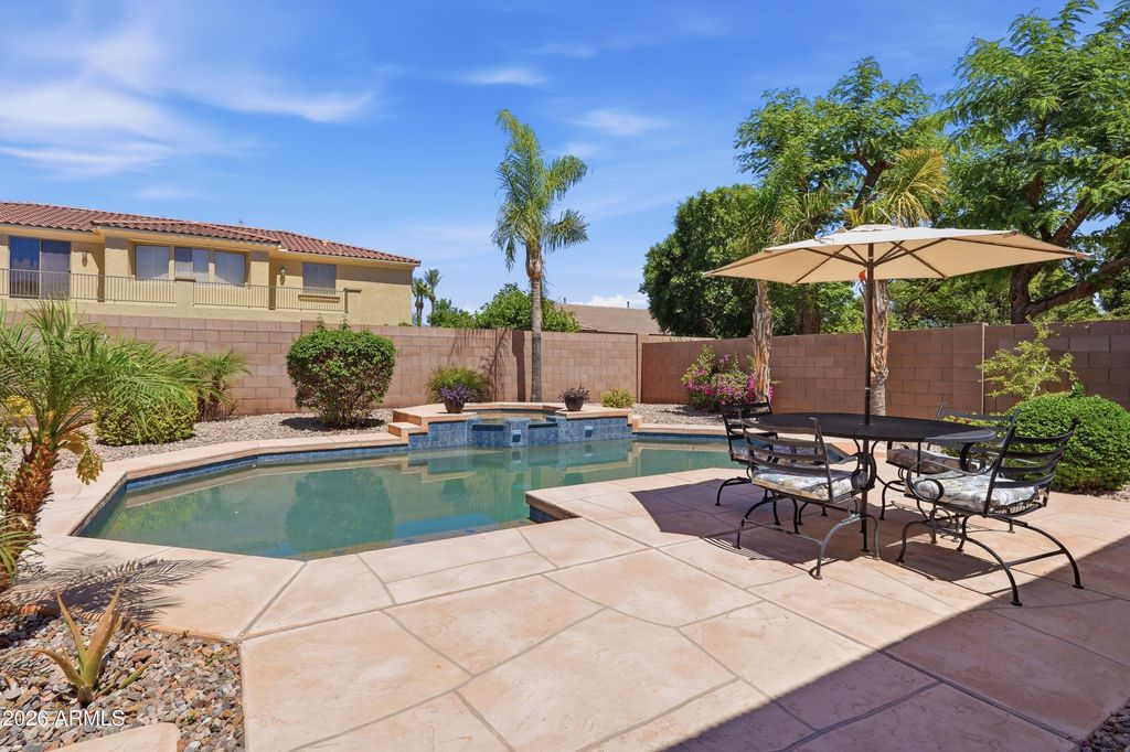 Image 84 of property listing at 900 W MACAW Drive, Chandler, AZ 85286