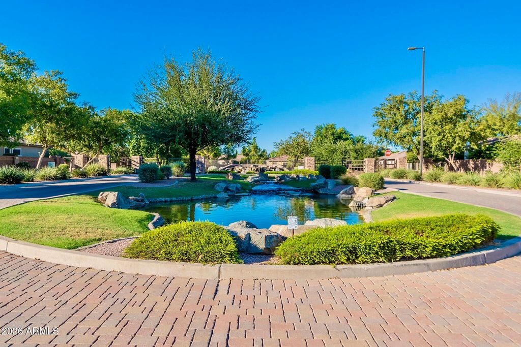 Image 87 of property listing at 900 W MACAW Drive, Chandler, AZ 85286