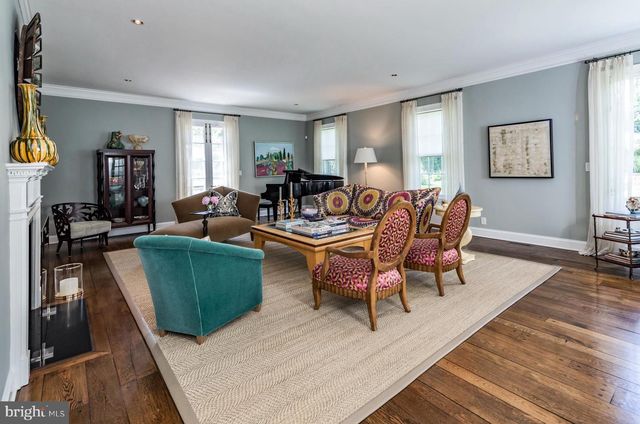 84 ELM RD, Princeton, NJ 08540