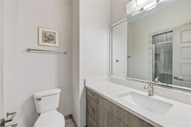3302 S Sugar Road H, Edinburg, TX 78539