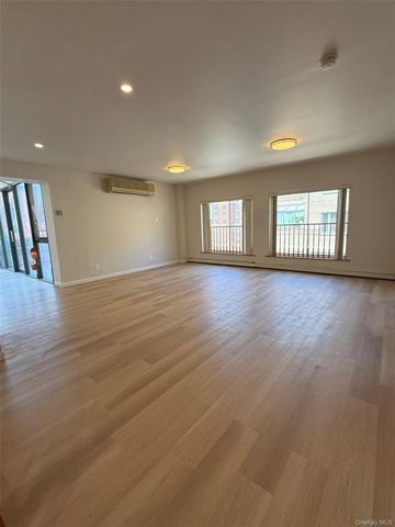 4231 Colden Street F7A, Flushing, NY 11355