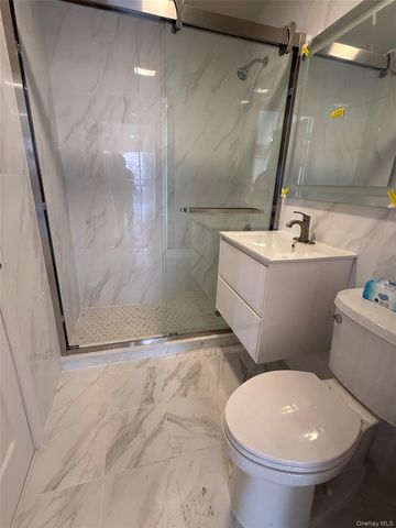 4231 Colden Street F7A, Flushing, NY 11355