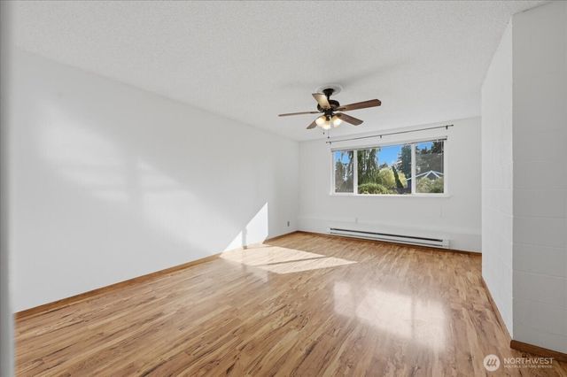 1329 N 183rd Street, Shoreline, WA 98133