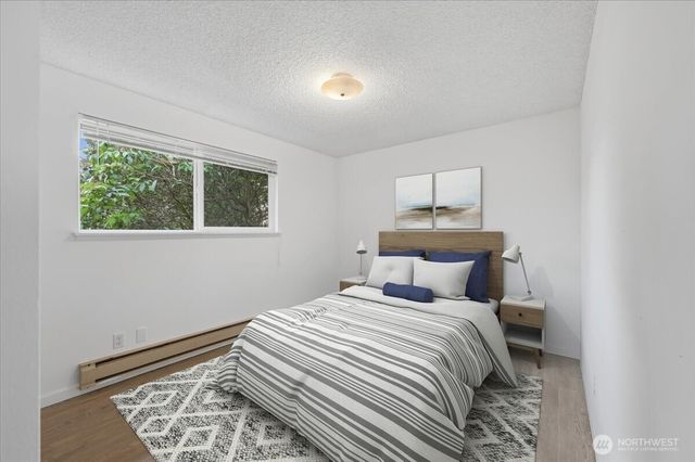 1329 N 183rd Street, Shoreline, WA 98133