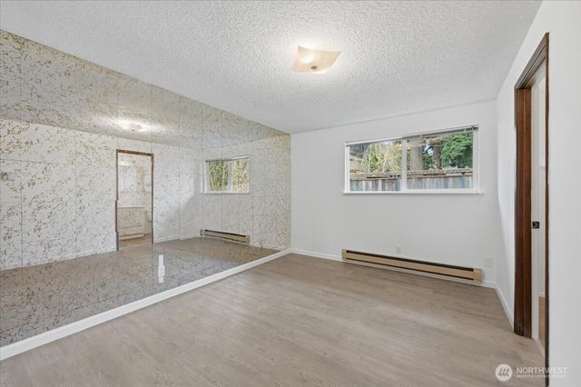 1329 N 183rd Street, Shoreline, WA 98133