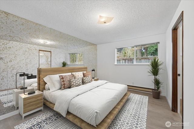 1329 N 183rd Street, Shoreline, WA 98133