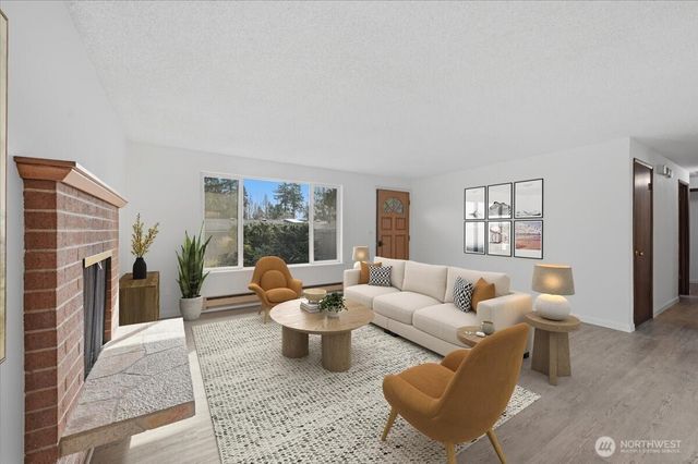 1329 N 183rd Street, Shoreline, WA 98133