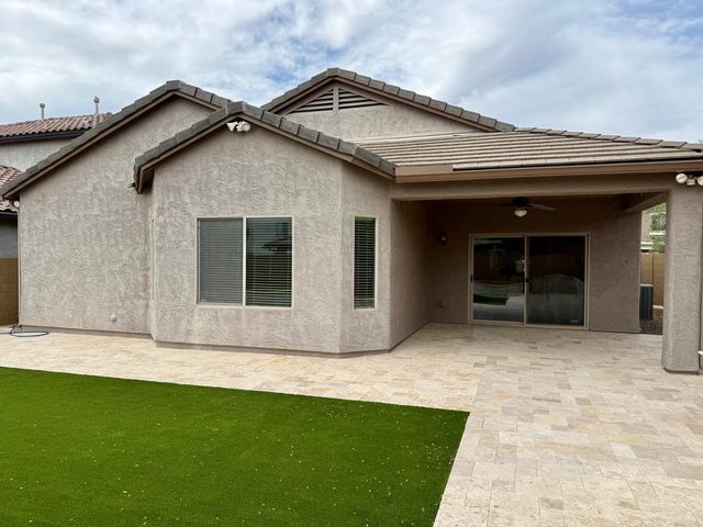 1929 W Black Hill Road, Phoenix, AZ 85085