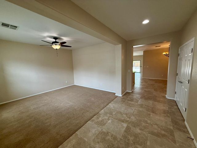 1929 W Black Hill Road, Phoenix, AZ 85085