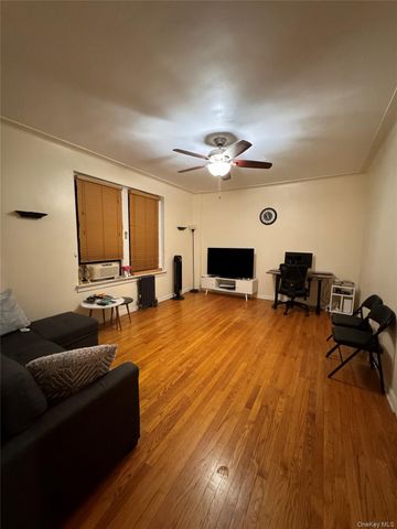 62-64 Saunders Street 2D, Rego Park, NY 11374