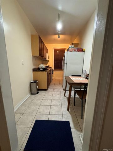 62-64 Saunders Street 2D, Rego Park, NY 11374