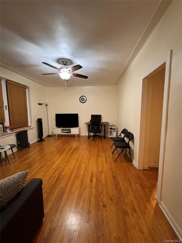 62-64 Saunders Street 2D, Rego Park, NY 11374