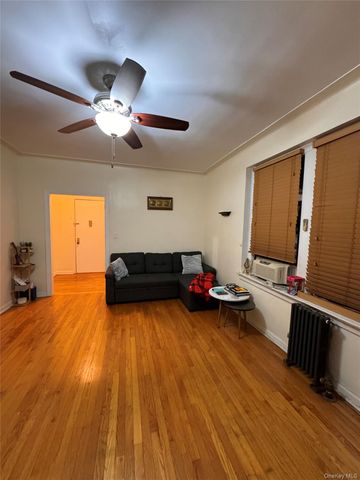 62-64 Saunders Street 2D, Rego Park, NY 11374