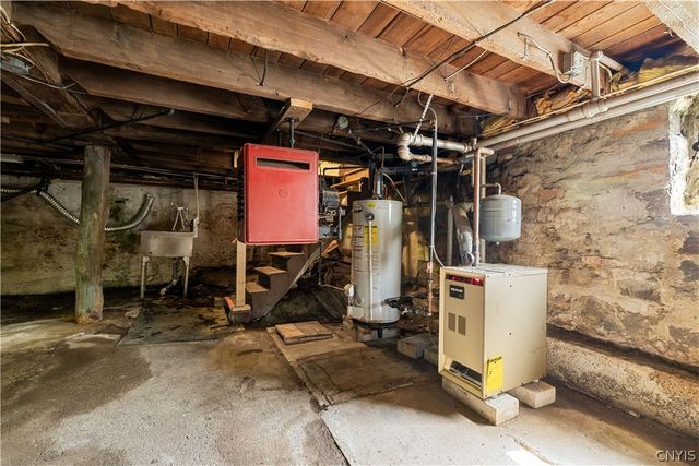 12 Kellogg Street, Kirkland, NY 13323