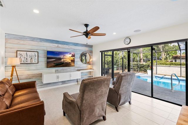 15620 GARDENSIDE LANE, Tampa, FL 33624