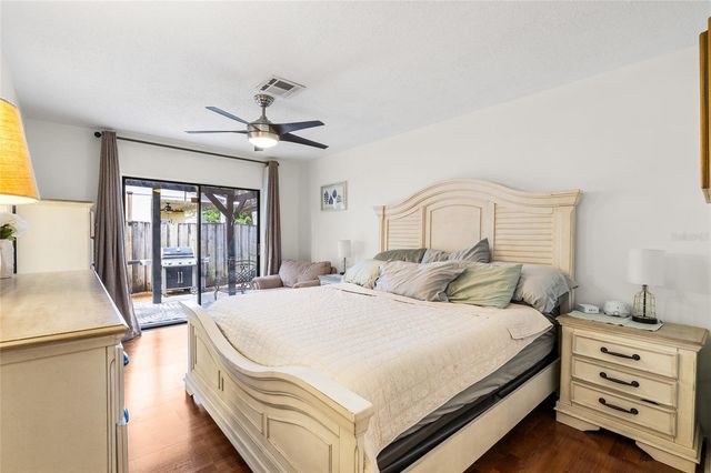 15620 GARDENSIDE LANE, Tampa, FL 33624