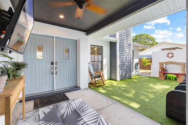 15620 GARDENSIDE LANE, Tampa, FL 33624