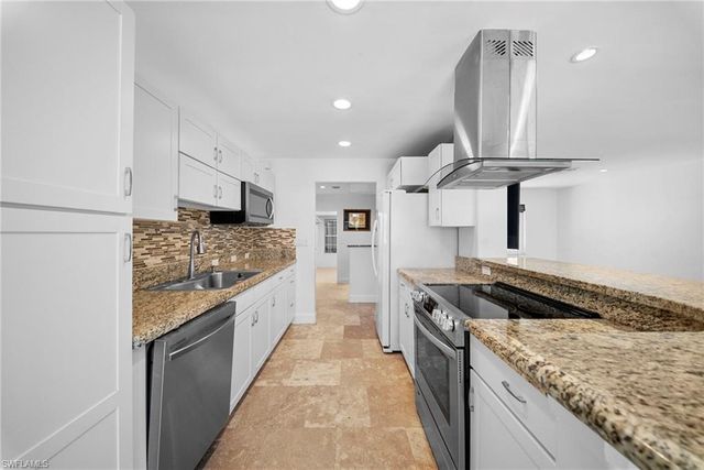 7454 Sea Island RD, Fort Myers, FL 33967