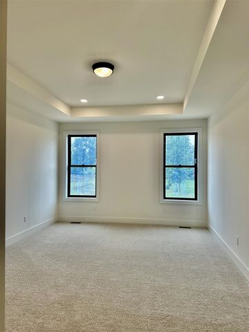 16410 Sleepy Hollow Drive, Fenton, MI 48430