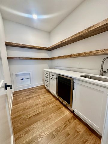 16410 Sleepy Hollow Drive, Fenton, MI 48430