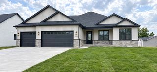 16410 Sleepy Hollow Drive, Fenton, MI 48430