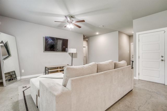 309 Francis Street, Hillsboro, TX 76645