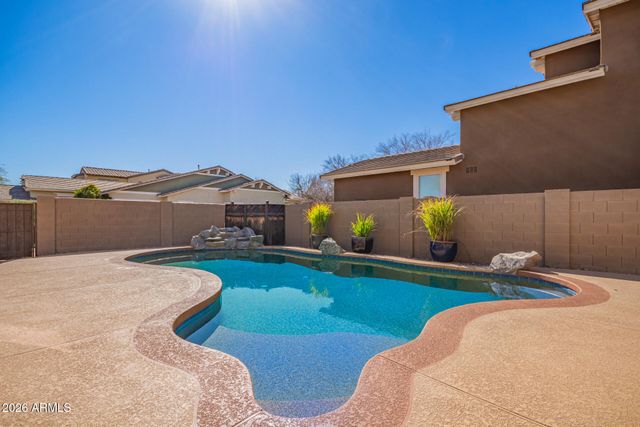15249 W DAHLIA Drive, Surprise, AZ 85379
