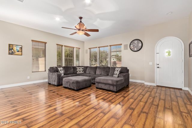 15249 W DAHLIA Drive, Surprise, AZ 85379