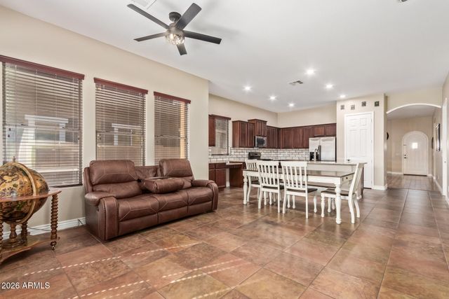 15249 W DAHLIA Drive, Surprise, AZ 85379