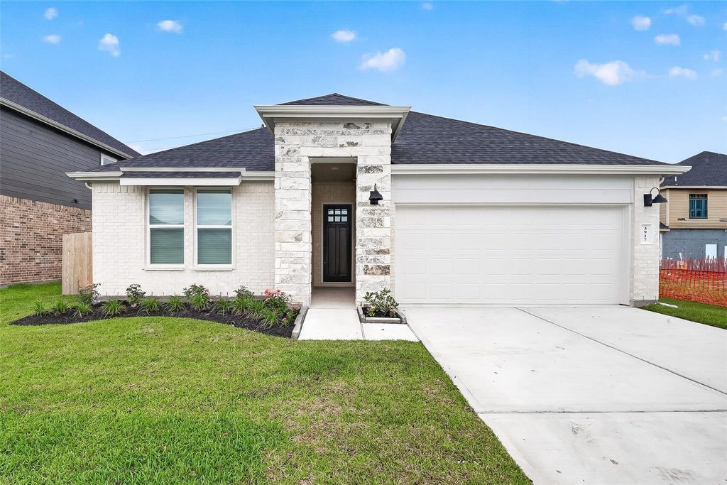 3917 Pyrus Drive, Pearland, TX 77581