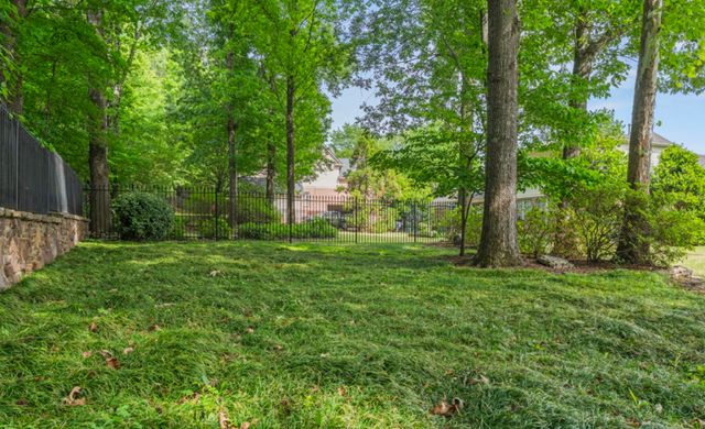 9302 CANABRIDGE DR, Lakeland, TN 38002