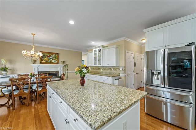 736 Meadowood Drive, Burlington, NC 27215