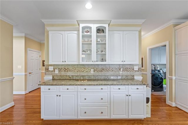 736 Meadowood Drive, Burlington, NC 27215
