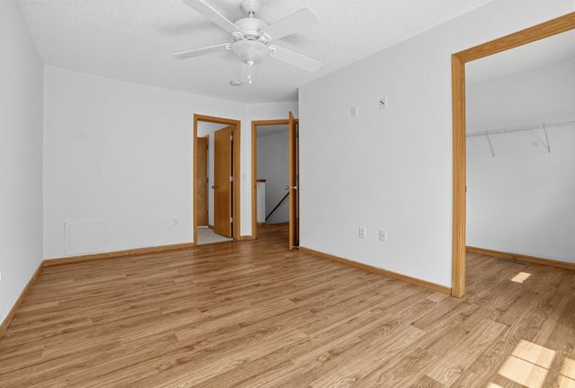 1473 Magnolia Avenue E, Saint Paul, MN 55106