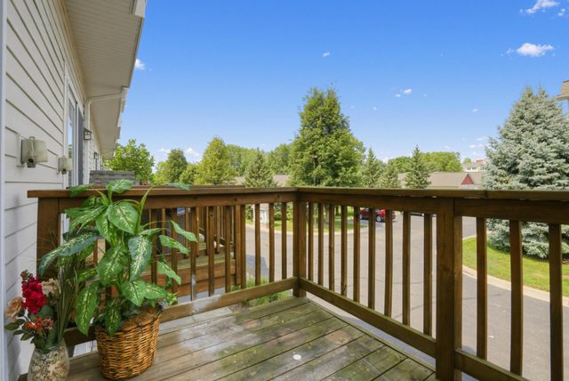 1473 Magnolia Avenue E, Saint Paul, MN 55106