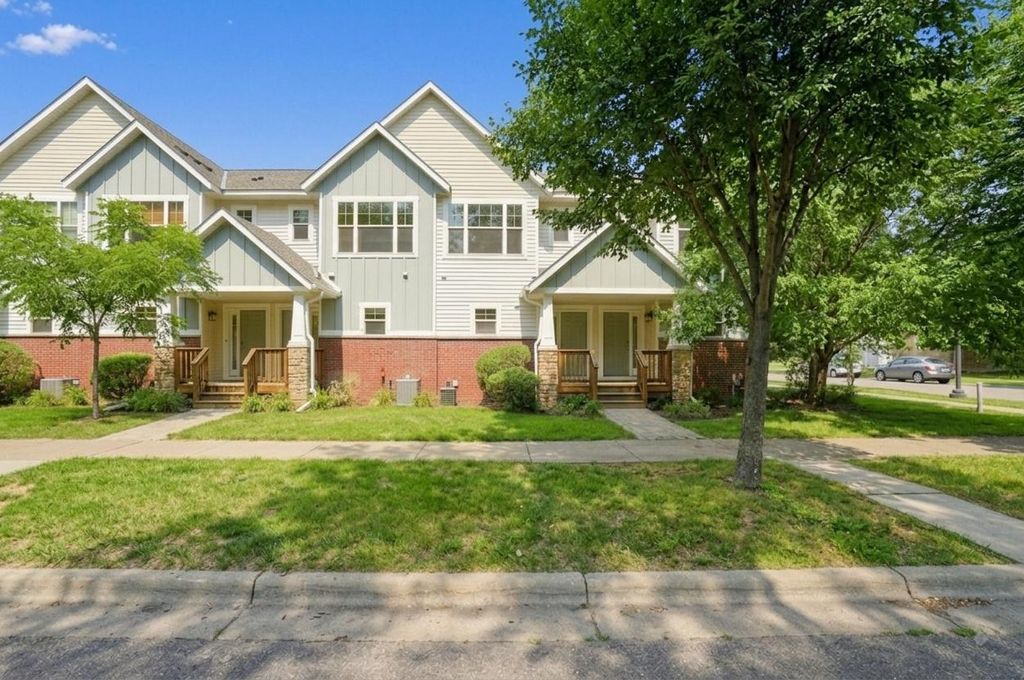 1473 Magnolia Avenue E, Saint Paul, MN 55106