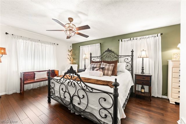 257 Windward Drive, Elyria, OH 44035